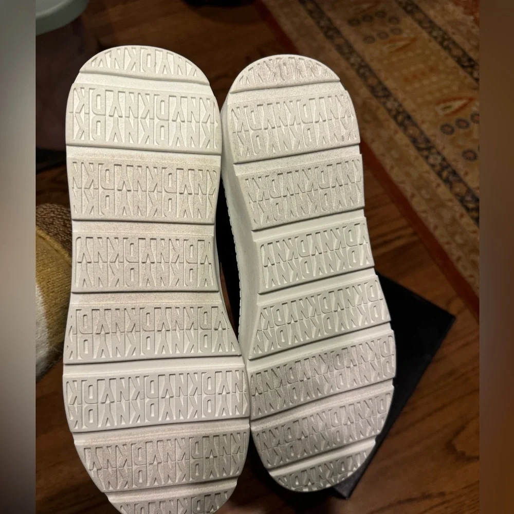 Dkny higher platform